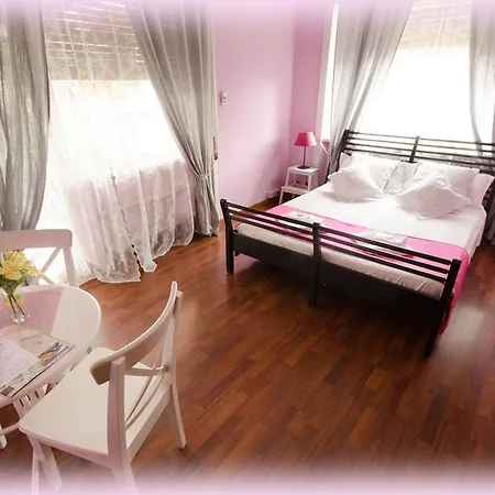 Bed A San Pietro Bed & Breakfast 2*